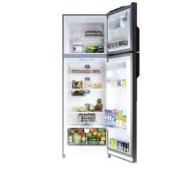 Nevera Challenger 290 litros abierta, mostrando compartimentos y espacio de almacenamiento