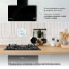 Estufa Challenger SAU6771 con conexión inteligente a campana en una cocina moderna