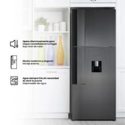 Nevera Challenger 478 L No Frost negra con dispensador de agua en cocina moderna