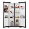 Nevecón Electrolux 423 litros abierto con alimentos organizados en refrigerador y congelador
