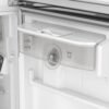 Fabricador de hielo Twist Ice en el congelador de la nevera Whirlpool WRM22CKTWW